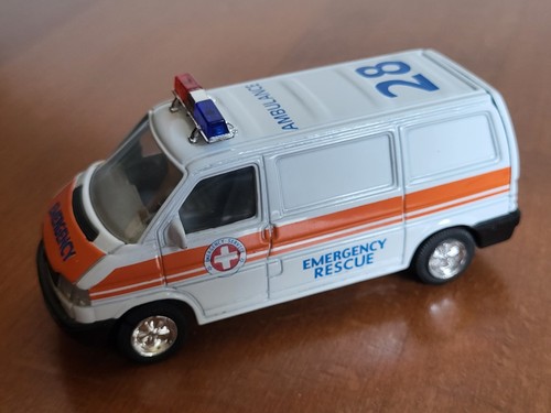 Krankenwagen modell welly - krankenwagen,